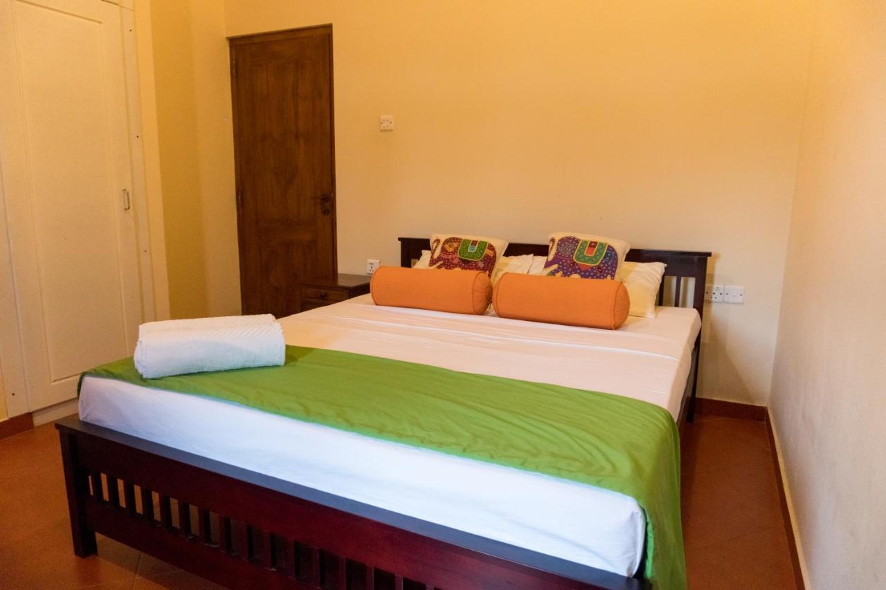 Aronka Homestay Κάντι Εξωτερικό φωτογραφία